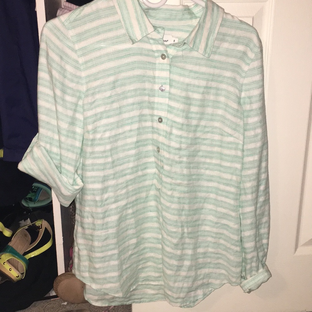 Striped Vineyard Vines Popover shirt